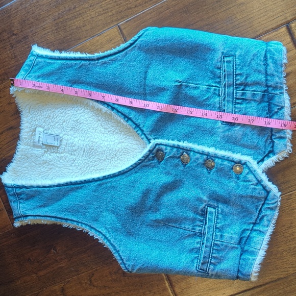 faux sherpa lined denim vest - Picture 6 of 6